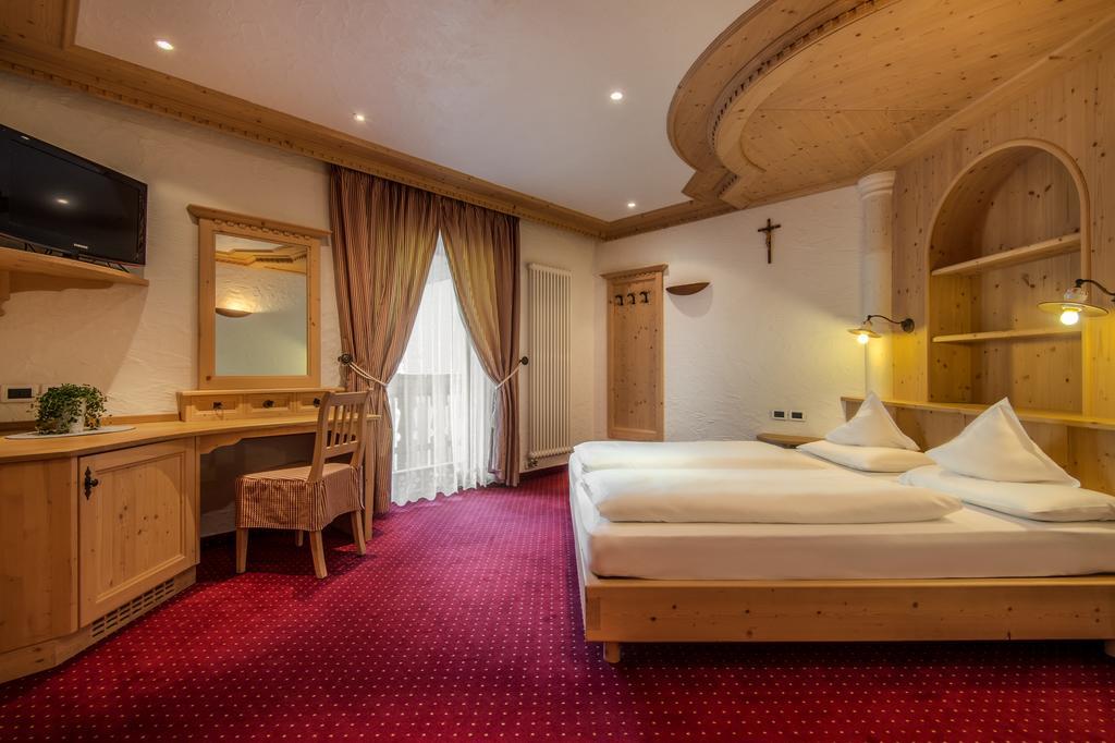 Hotel Gran Ciasa Colfosco Luaran gambar